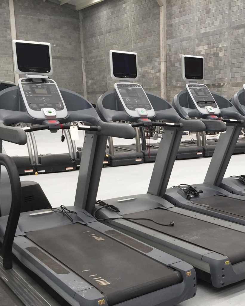Precor Caminadora Experience Series